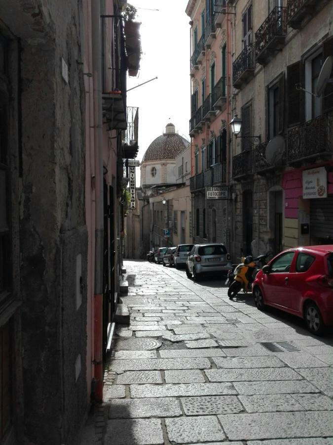 Apartmán Al Centro Di Cagliari Exteriér fotografie